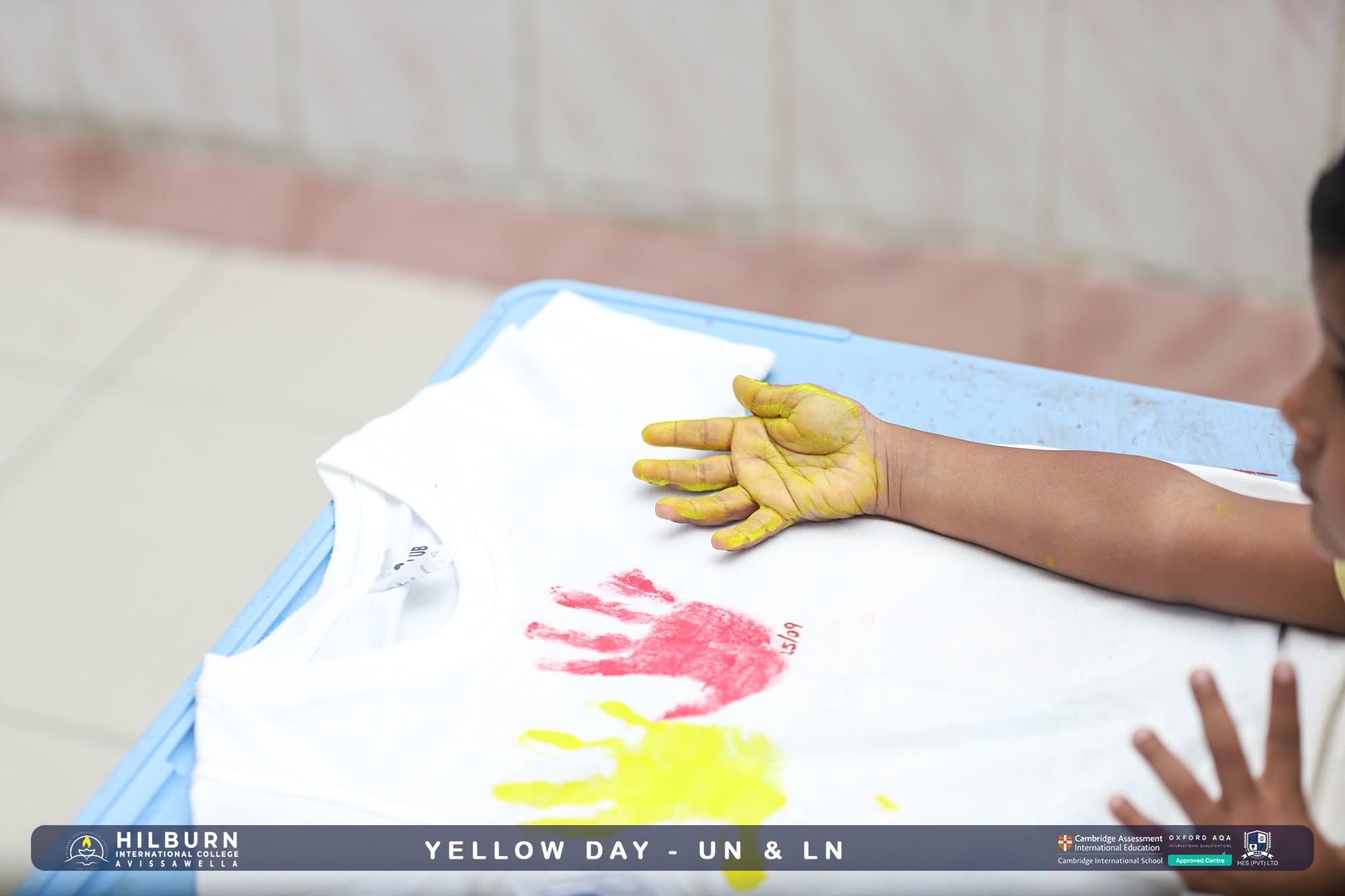 YELLOW DAY – UN & LN